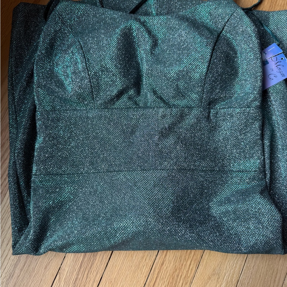 Morgan & Co. Evergreen Short Cocktail Spaghetti Strap Dress